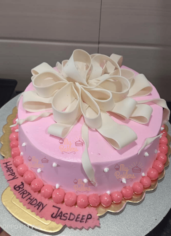Exclusive & Delicious Ribbon Fondant Cake 