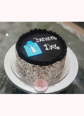 Exclusive Fathers Day Cake