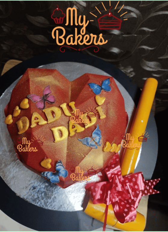 Dadu And Dadi Pinata Theme Cake