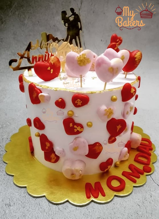 Hearts Design Mom And Dad Anniversary Cake