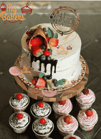 Delicious Strawberry Fruit Cake With 10 Muffin Cups