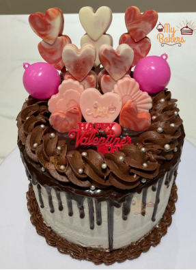 Lots Of Hearts Chocoate Cake